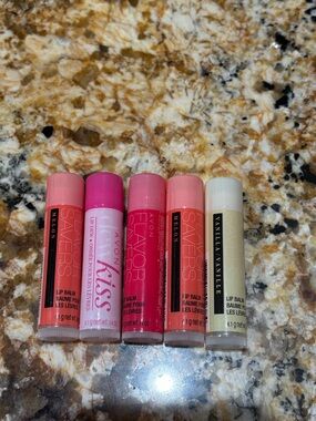 Avon Lip Balm Set — Pink, Hot Pink, Coral & Vanilla bundle 5 lip balms